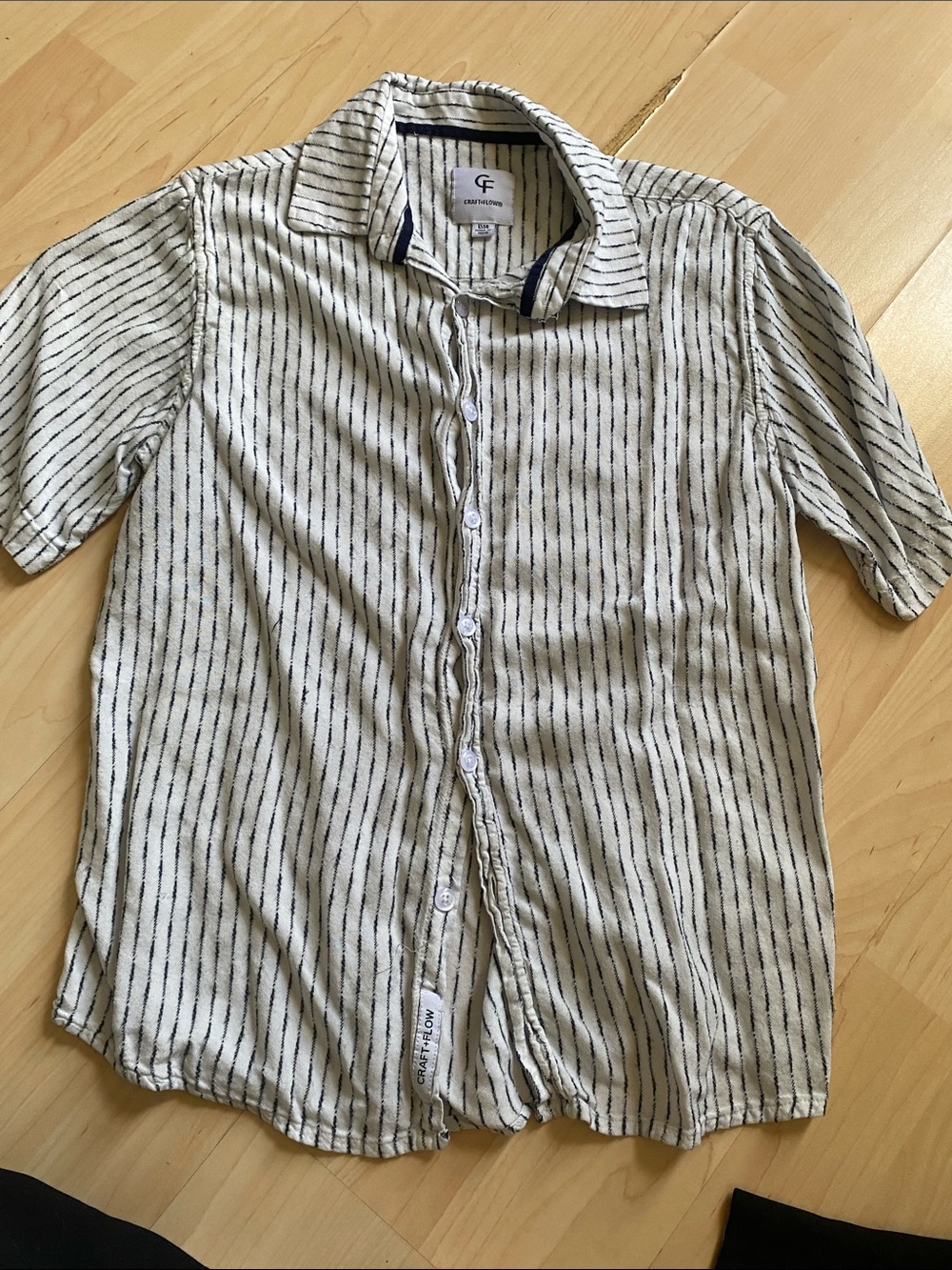 IC COLLECTION Boys Short-Sleeve Striped Button-Up Shirt in White & Black